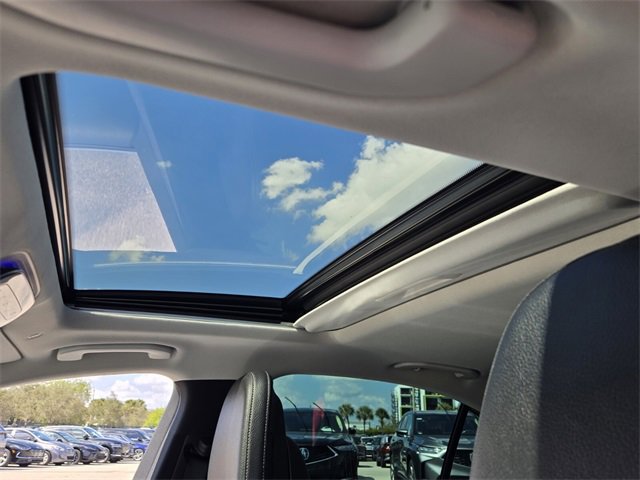 Used 2023 Mercedes-Benz C 300 Sedan image 17