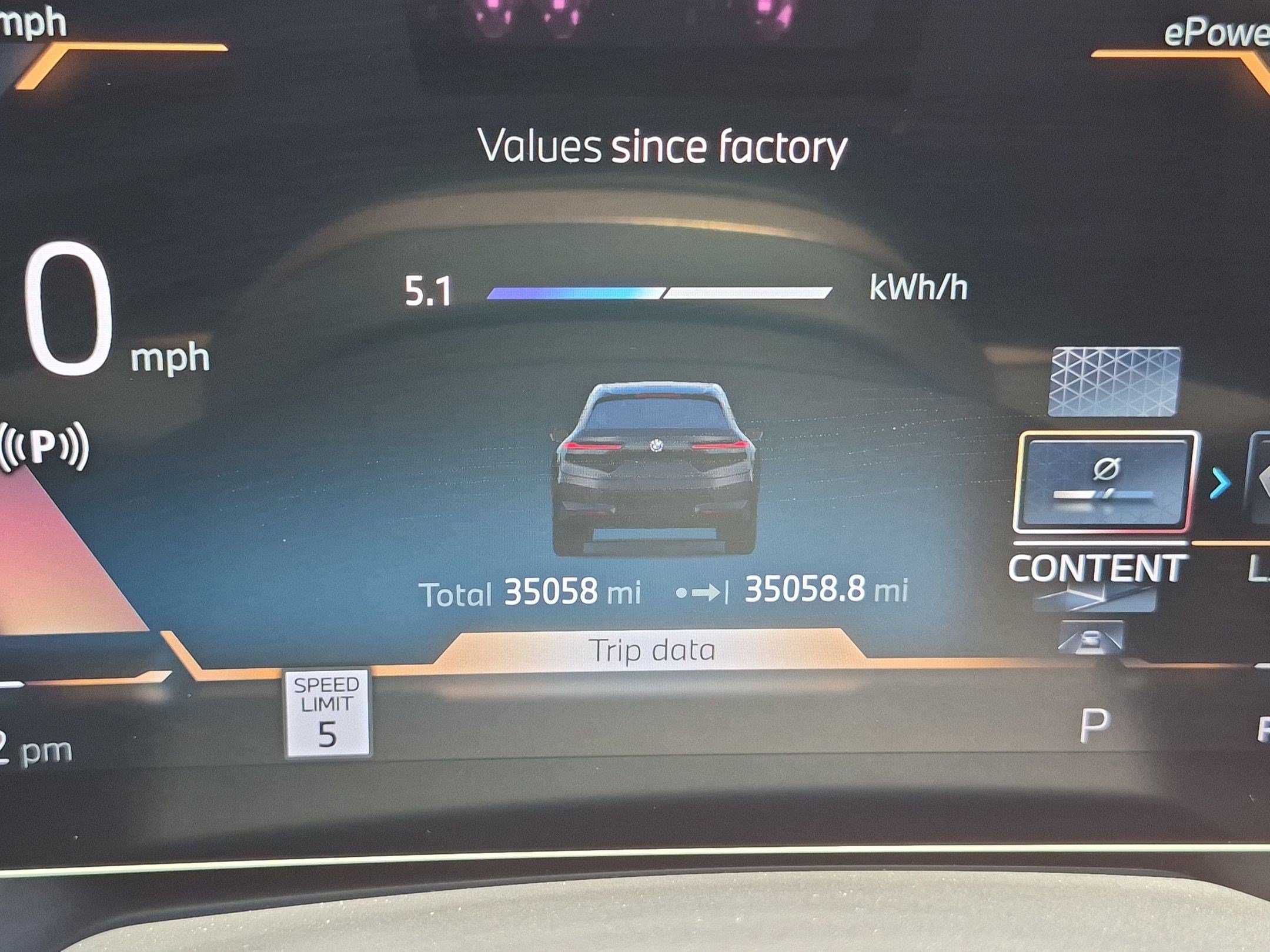 Used 2024 BMW iX xDrive50 w/ Premium Package AWD/4WD image 21