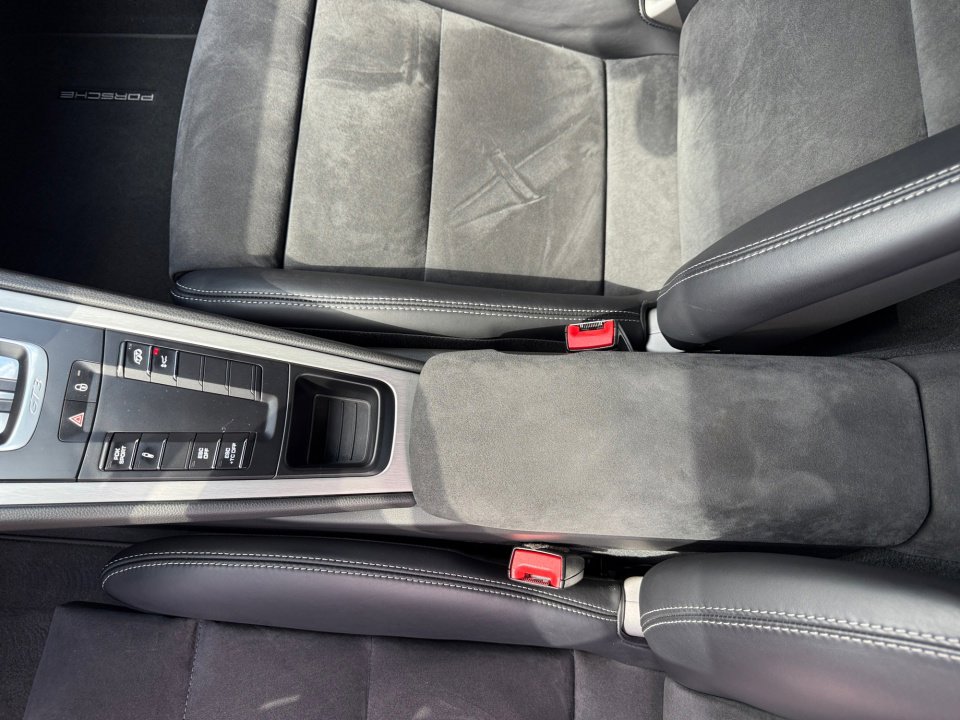 Certified 2015 Porsche 911 GT3 image 18
