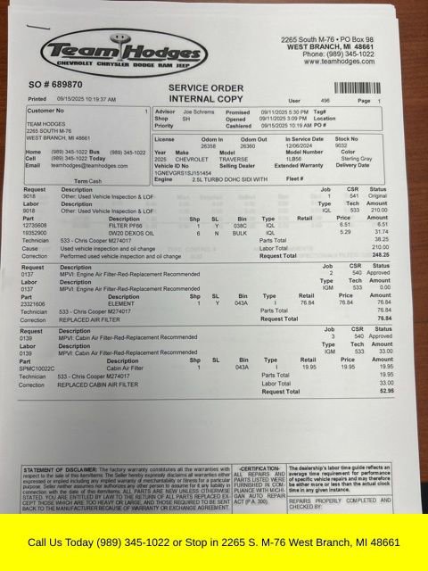 Used 2025 Chevrolet Traverse LT image 45