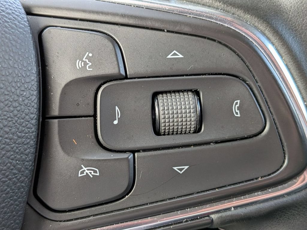 Used 2024 Buick Encore GX Avenir AWD/4WD image 18