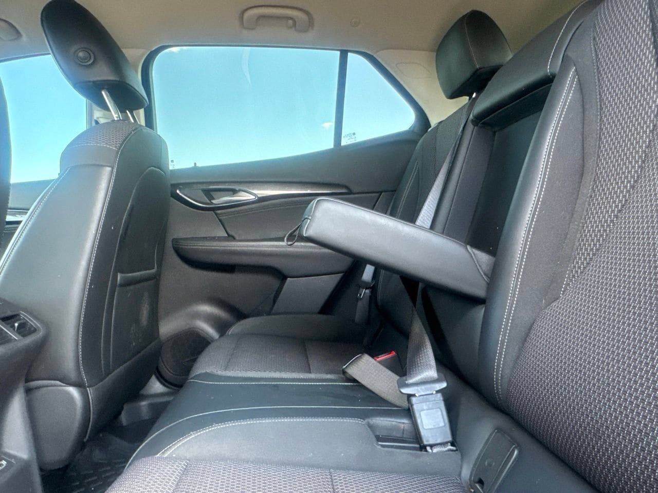 Used 2021 Buick Envision Preferred FWD image 38