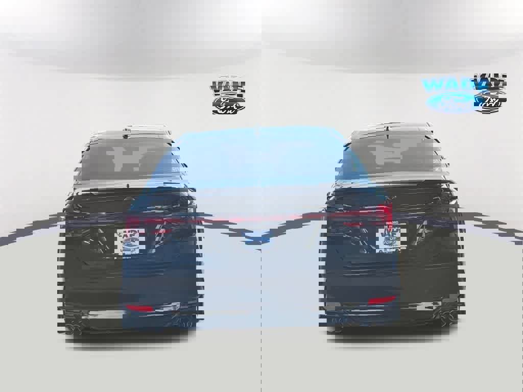 Used 2021 Toyota Avalon XSE image 6