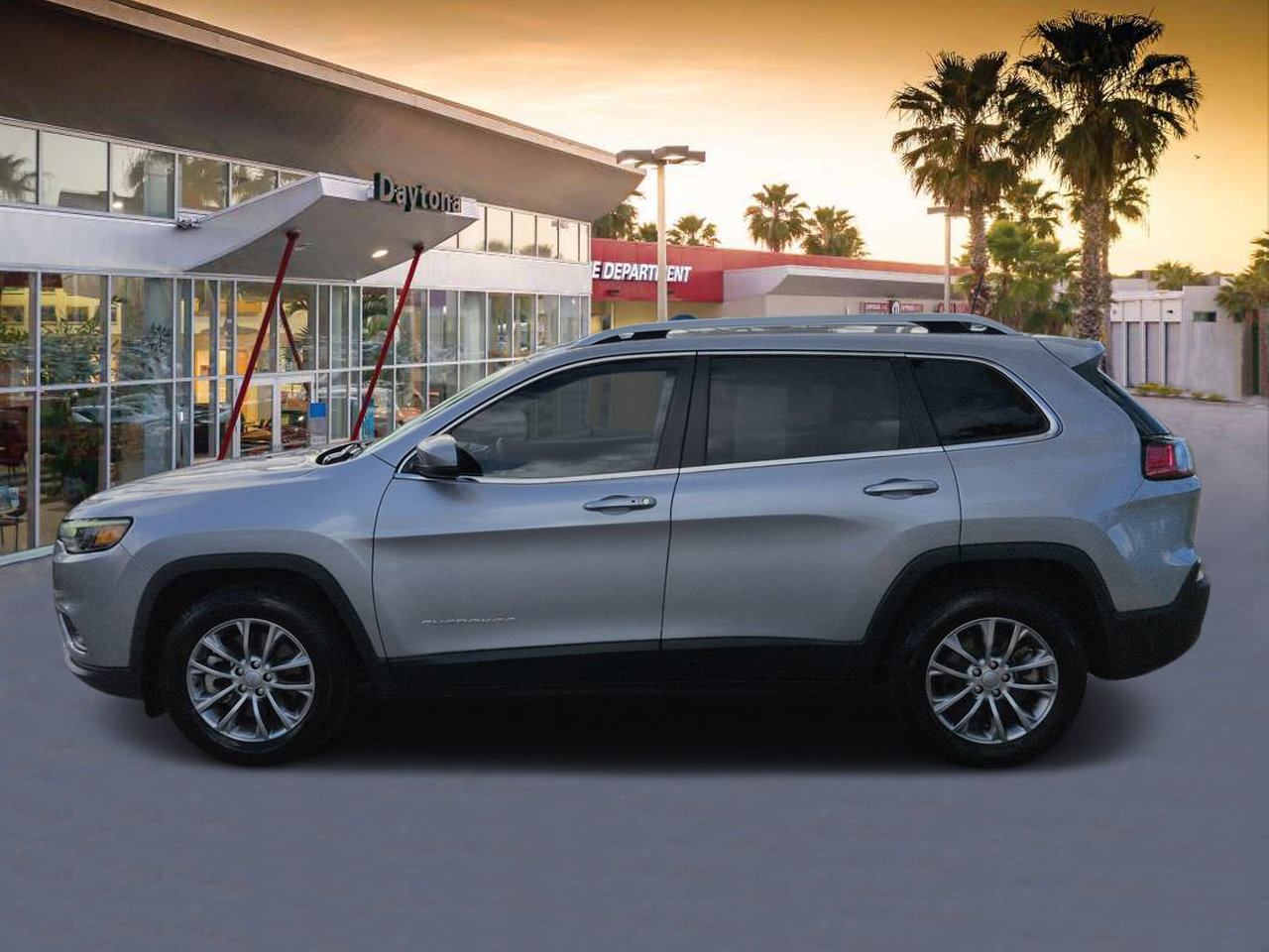 Used 2021 Jeep Cherokee Latitude Lux FWD image 6