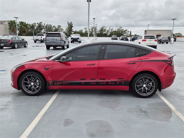 Used 2021 Tesla Model 3 Standard Range Plus image 2