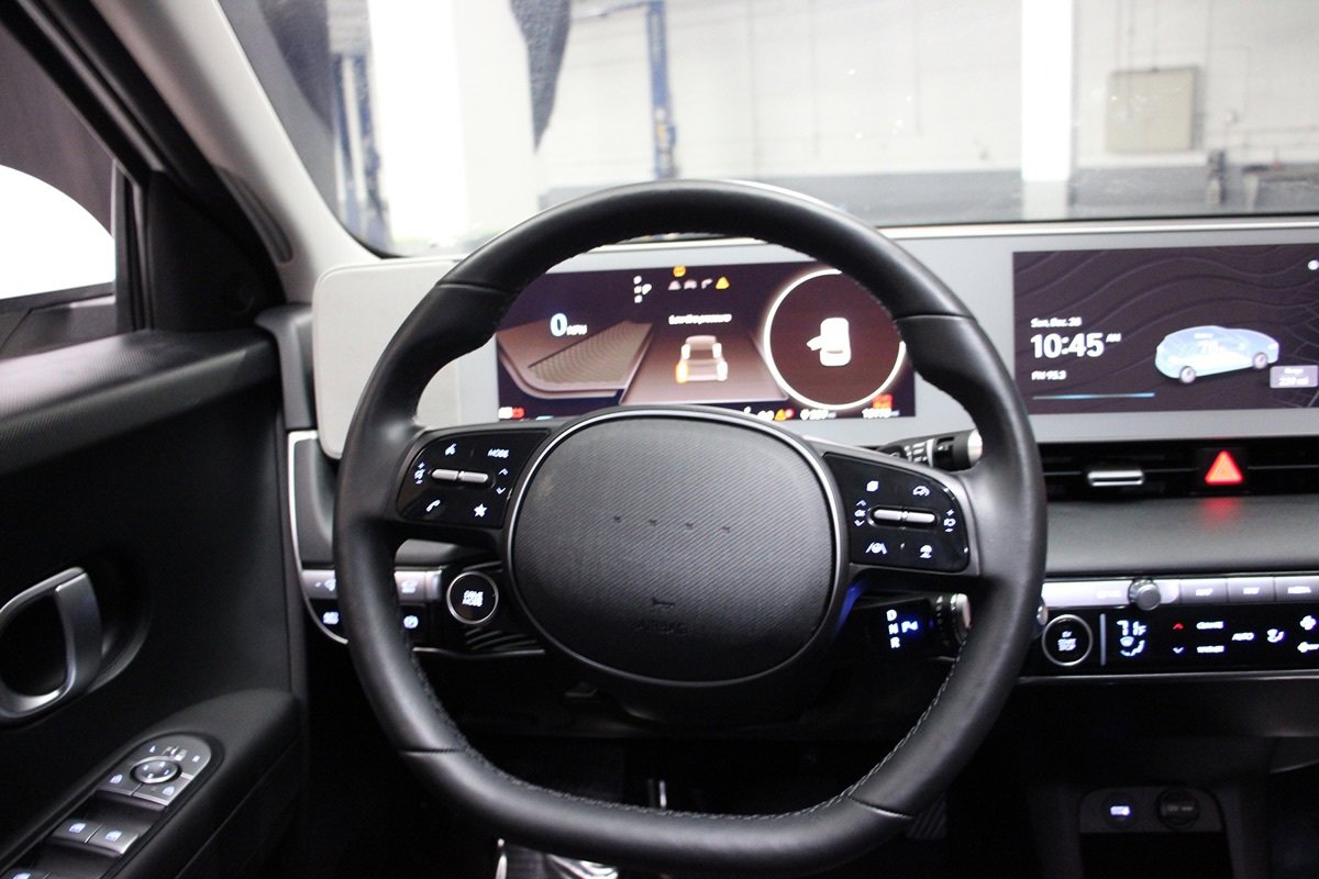 Used 2024 Hyundai Ioniq 5 SEL AWD/4WD image 23