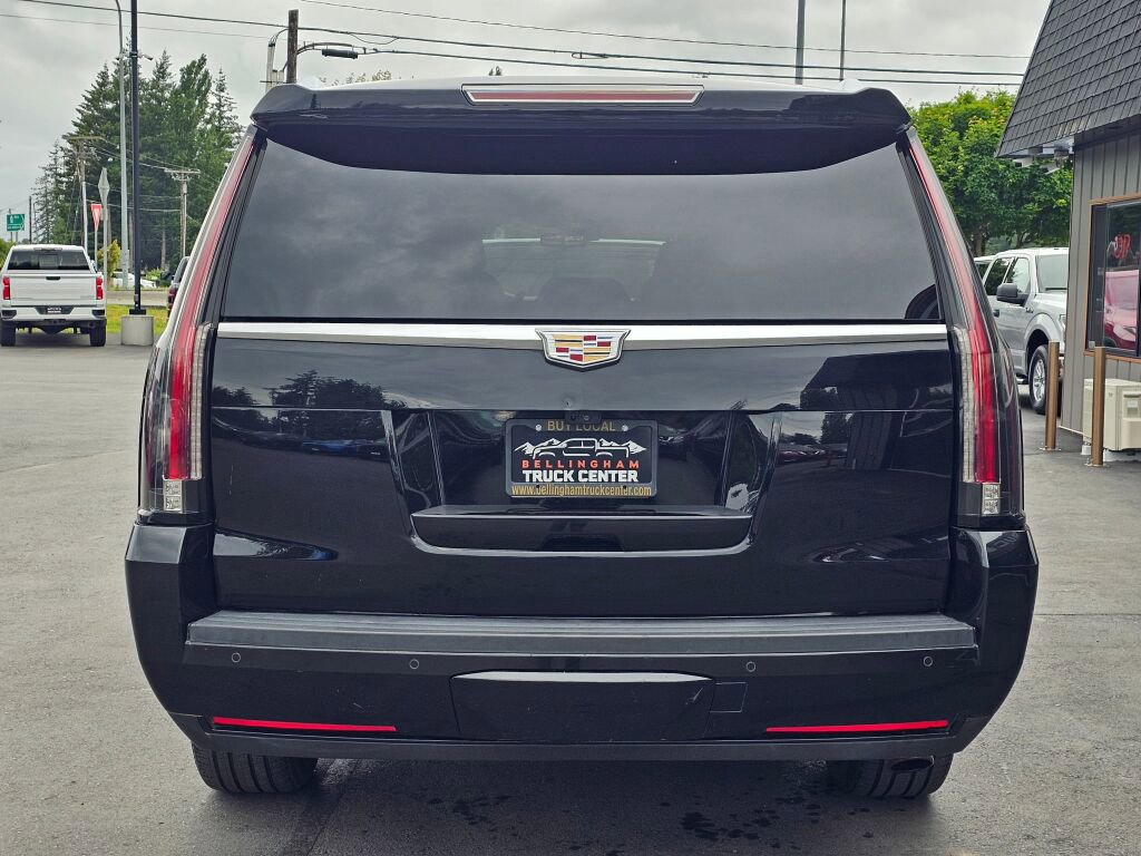 Used 2017 Cadillac Escalade ESV Premium Luxury AWD/4WD image 4