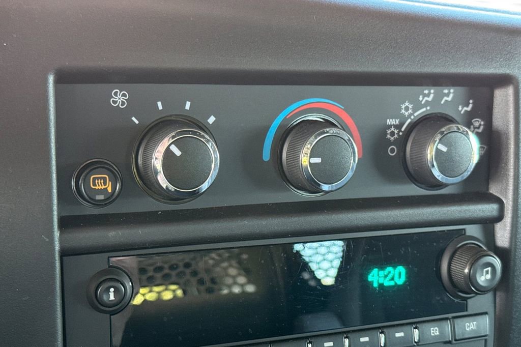 Used 2024 Chevrolet Express 2500 w/ Driver Convenience Package image 31
