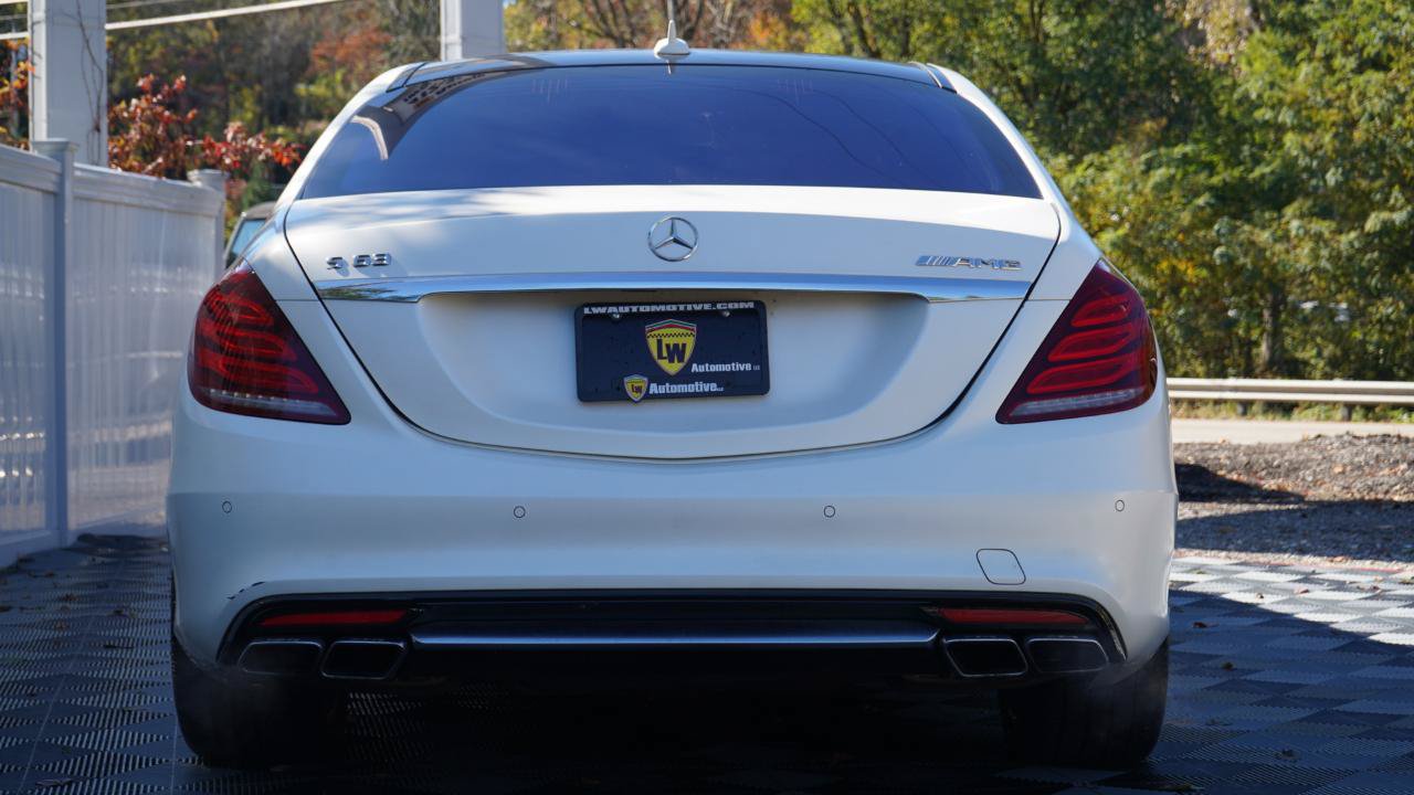 Used 2015 Mercedes-Benz S 63 AMG 4MATIC Sedan image 10