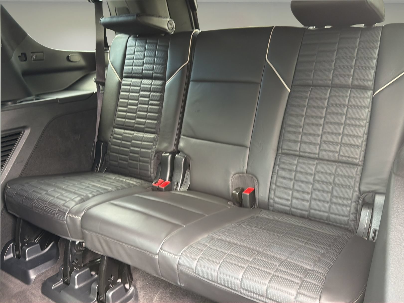 Certified 2023 Cadillac Escalade V AWD/4WD image 12