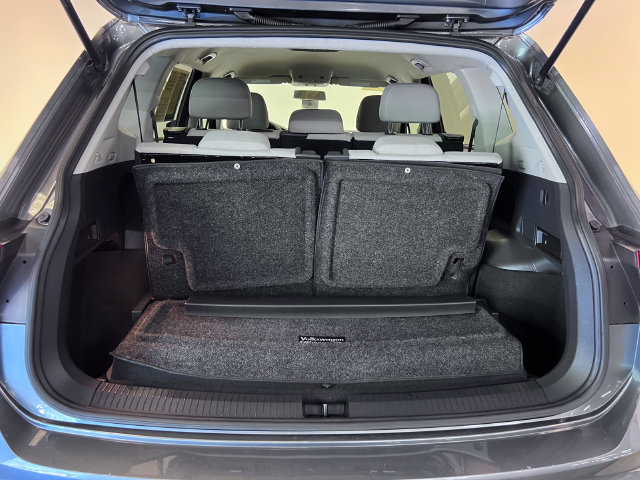 Used 2021 Volkswagen Tiguan S FWD image 5