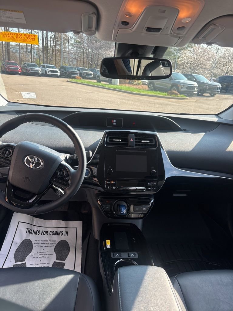 Used 2019 Toyota Prius XLE image 7
