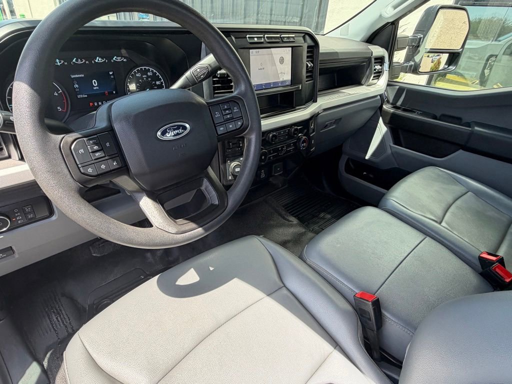 Used 2024 Ford F350 XL AWD/4WD image 9