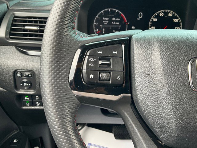 Used 2024 Honda Ridgeline Black Edition image 15