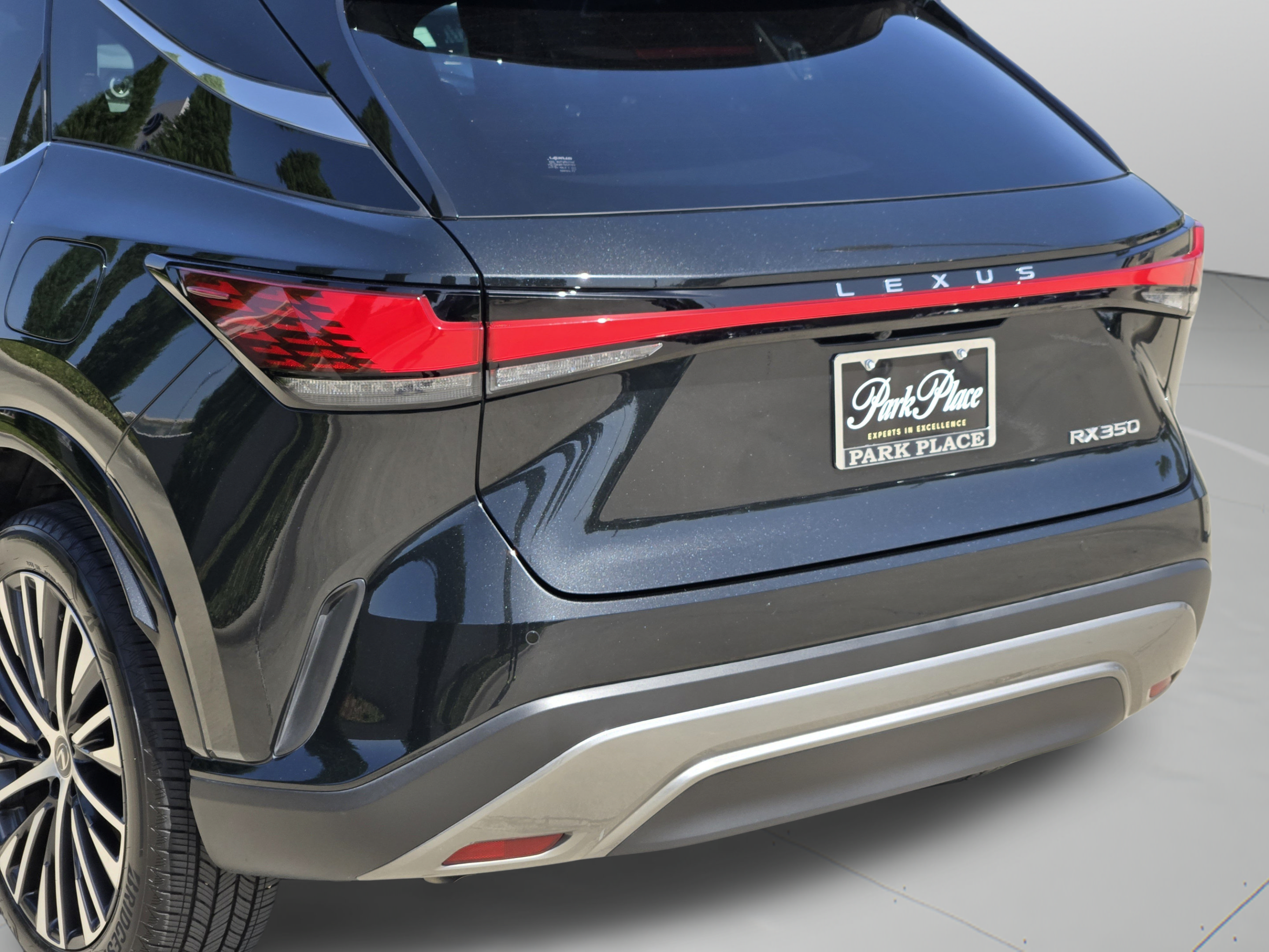 Certified 2025 Lexus RX 350 Premium Plus w/ Accessory Package (Z1) FWD image 37