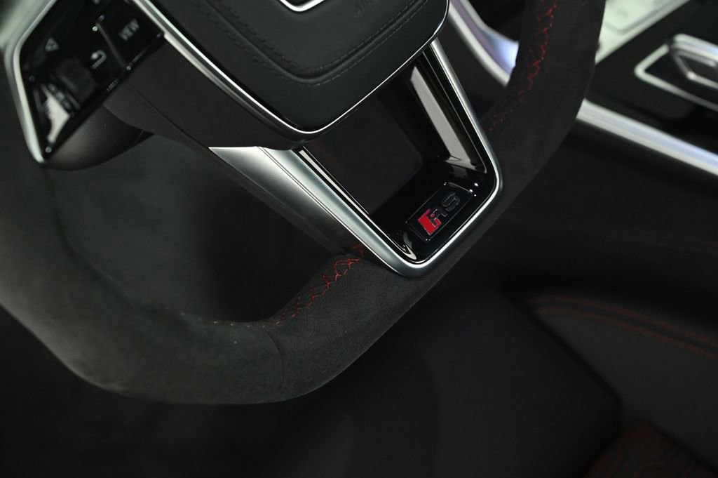New 2026 Audi RS 6 performance image 19