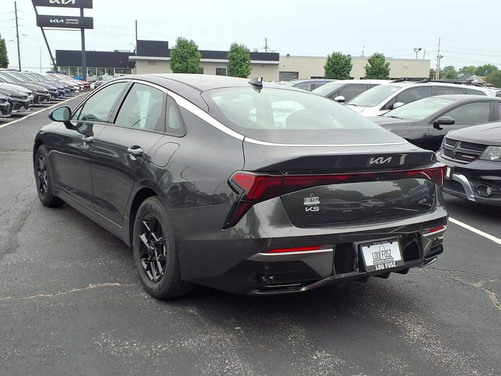 Used 2025 Kia K5 LXS FWD image 2