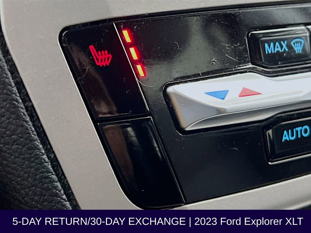 Used 2023 Ford Explorer XLT image 25