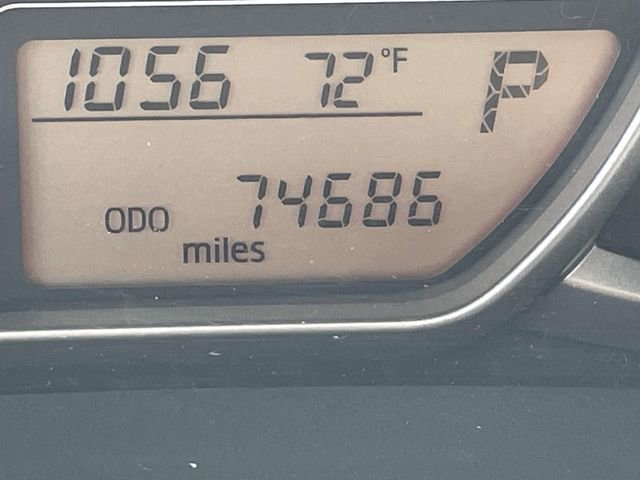 Used 2017 Toyota Yaris L image 17