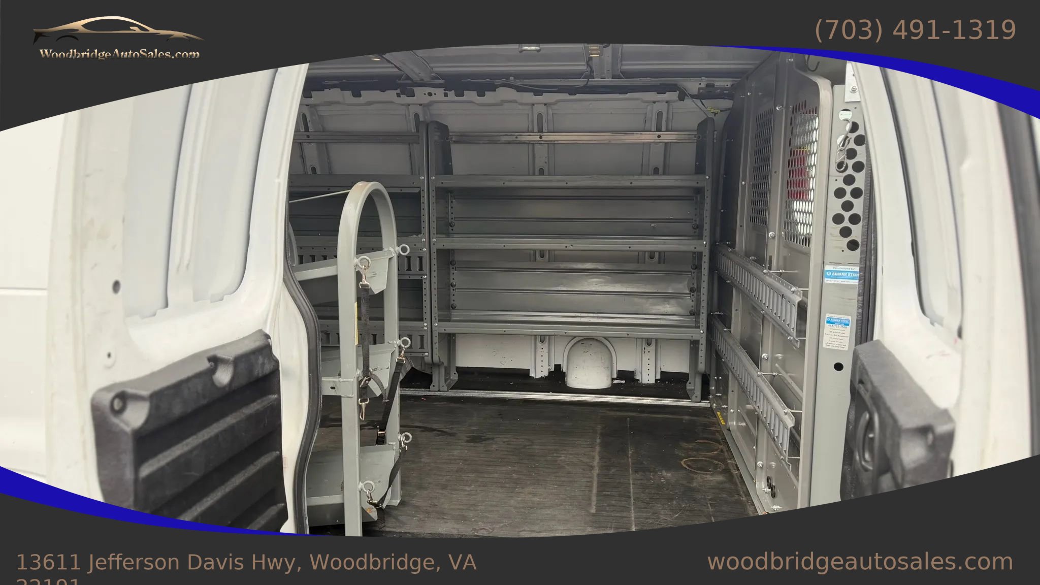 Used 2019 Chevrolet Express 2500 Van 3D w/ Communications Package image 10