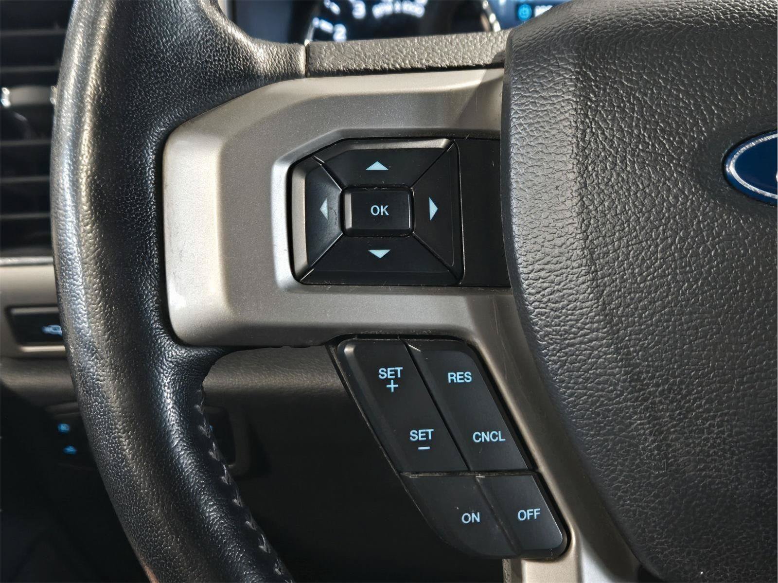Used 2022 Ford F450 Lariat w/ Lariat Value Package AWD/4WD image 16
