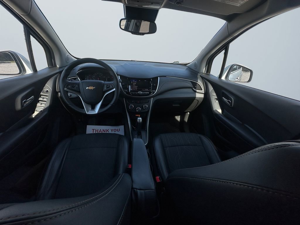 Used 2020 Chevrolet Trax LT w/ LT Convenience Package image 10