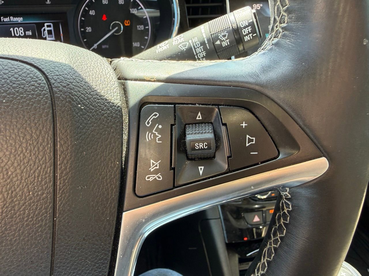 Used 2017 Buick Encore Essence FWD image 14
