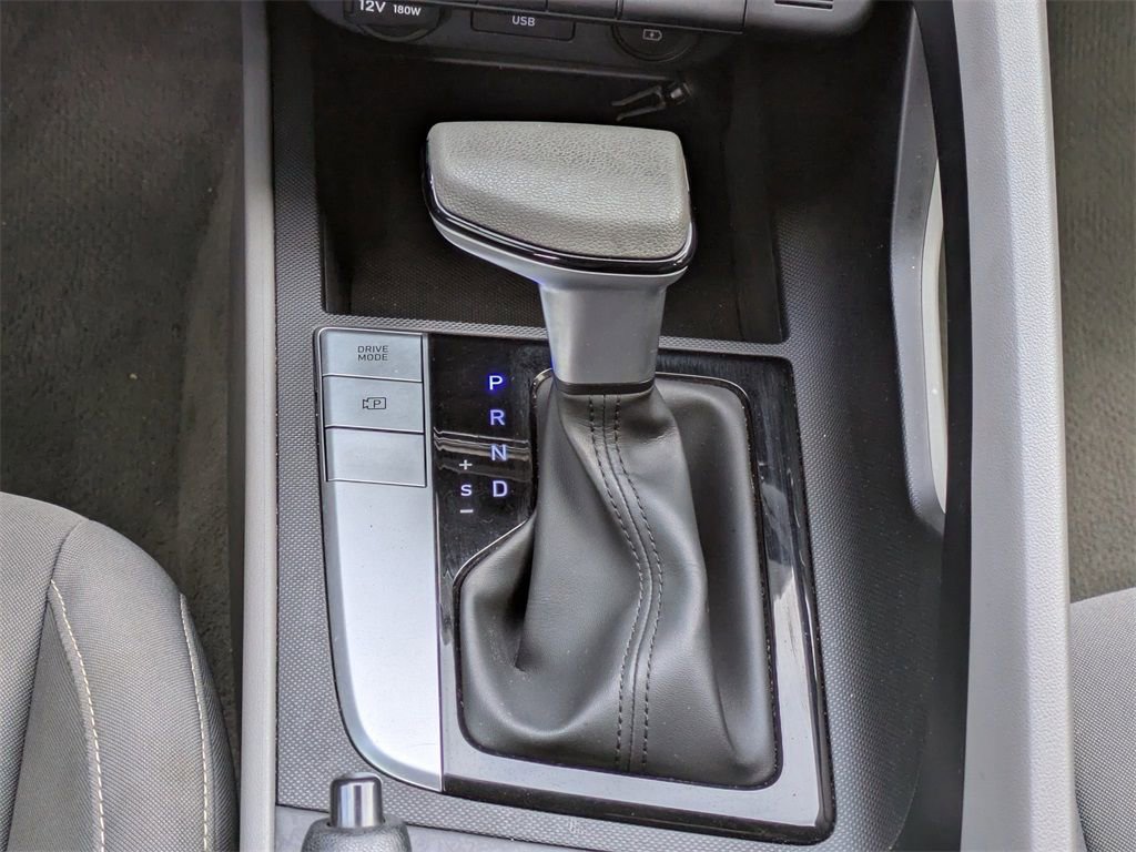 Used 2023 Hyundai Elantra SEL image 16