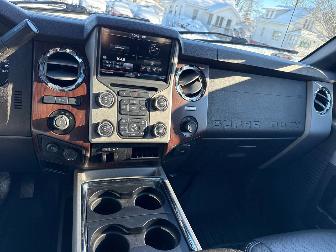 Used 2016 Ford F350 Lariat w/ Chrome Package image 19