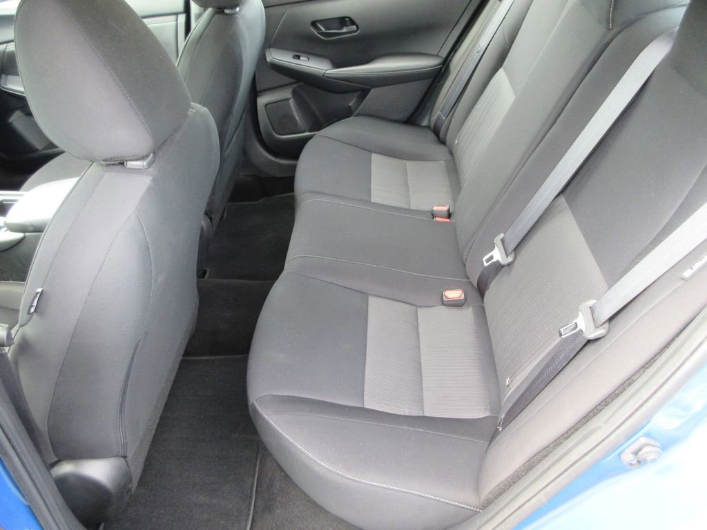 Used 2024 Nissan Sentra SV FWD image 13