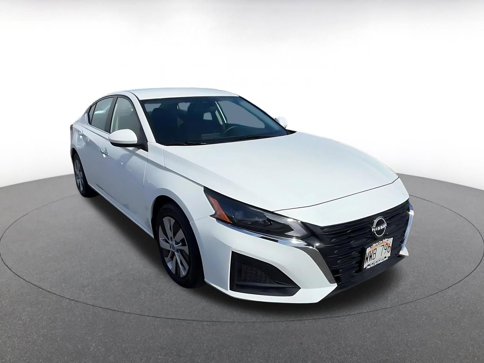 Used 2023 Nissan Altima 2.5 S FWD image 3