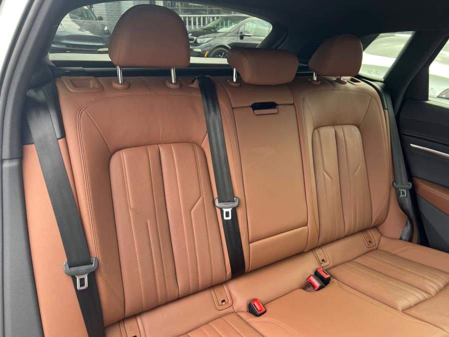 Used 2023 Audi e-tron Premium Plus w/ Premium Plus Package image 37