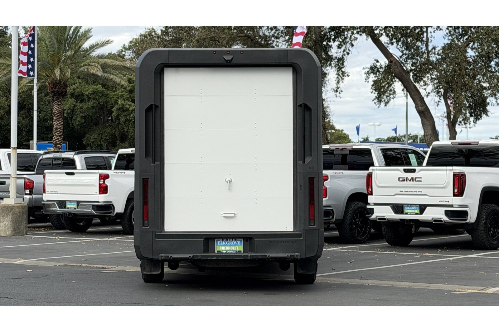 Used 2023 Chevrolet Brightdrop 600 w/ Active Safety Package 2 AWD/4WD image 4
