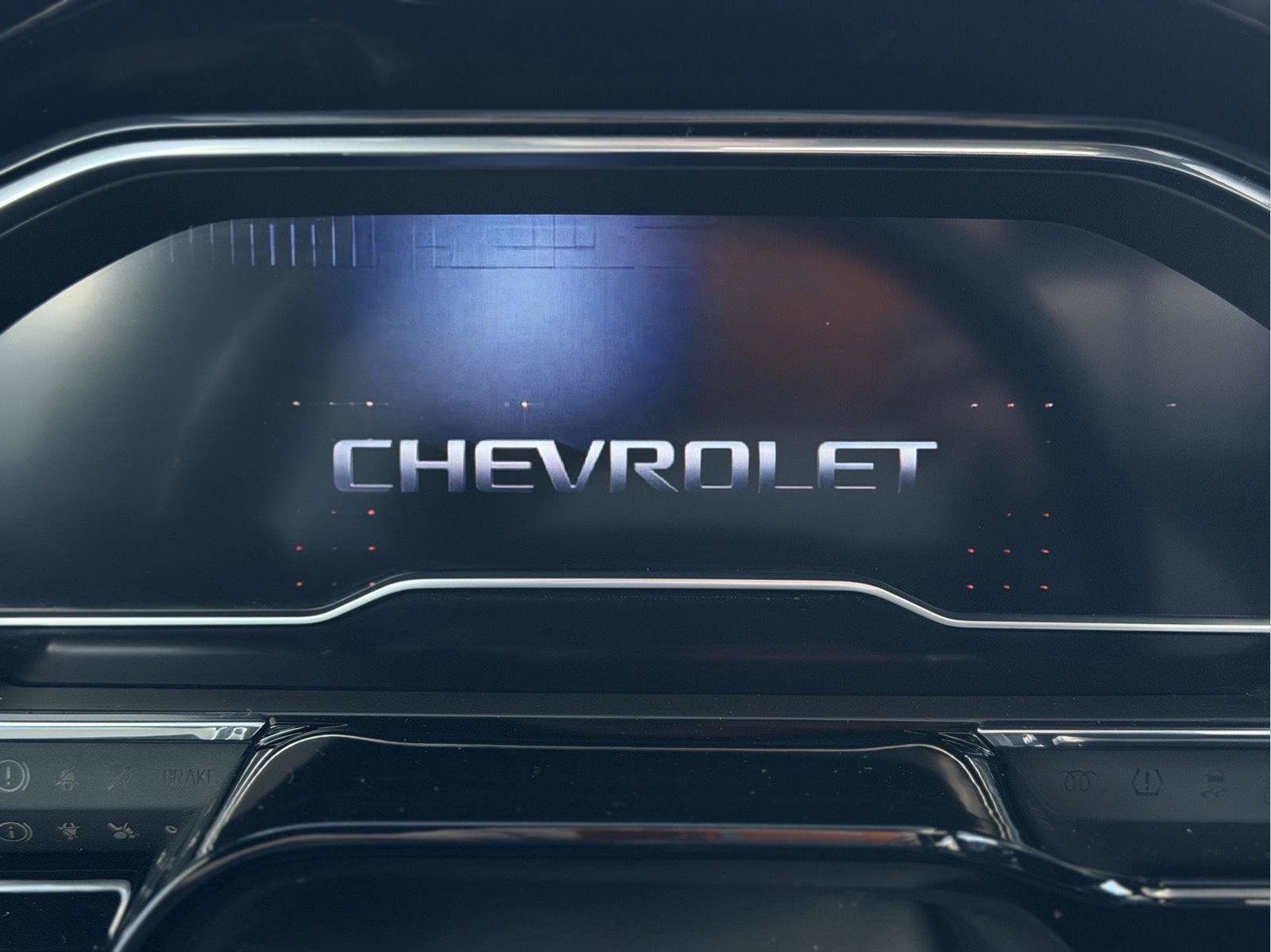 Used 2022 Chevrolet Silverado 1500 ZR2 w/ Technology Package AWD/4WD image 15