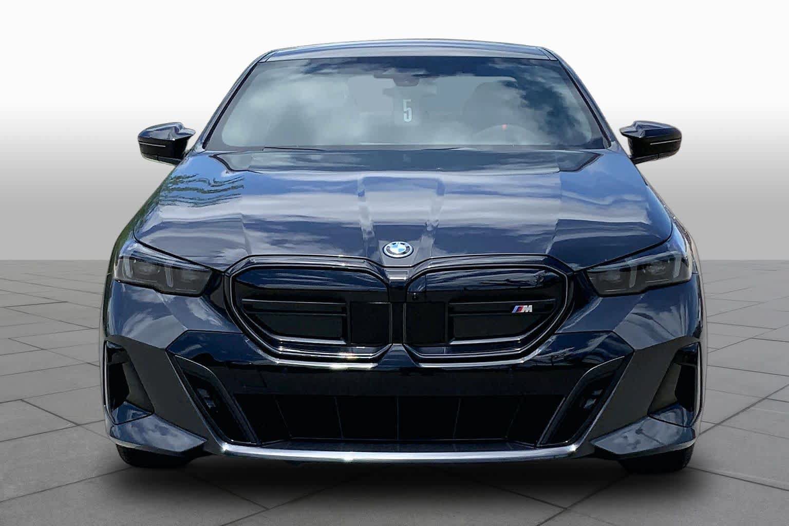 New 2026 BMW i5 M60 w/ Executive Package AWD/4WD image 3