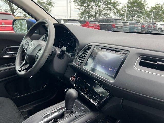 Used 2018 Honda HR-V EX image 32