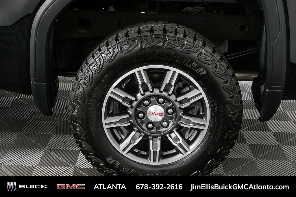 Used 2024 GMC Sierra 1500 AT4 w/ Technology Package image 36