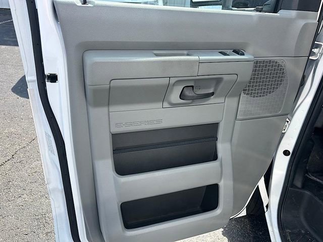 New 2024 Ford E-450 and Econoline 450 Super Duty w/ Driver's Safety Package image 16