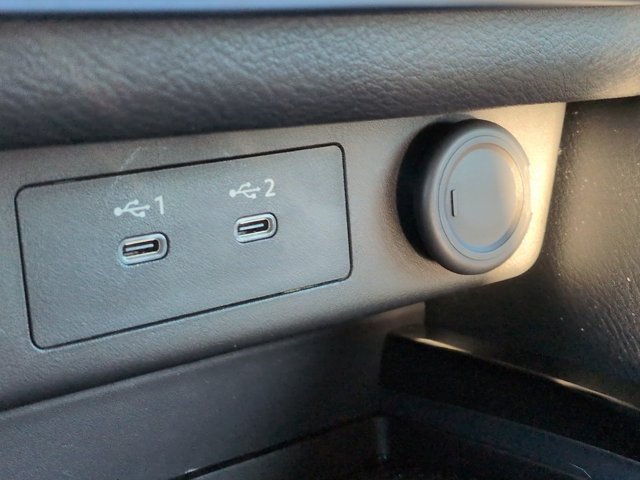 Used 2025 Nissan Rogue S FWD image 20