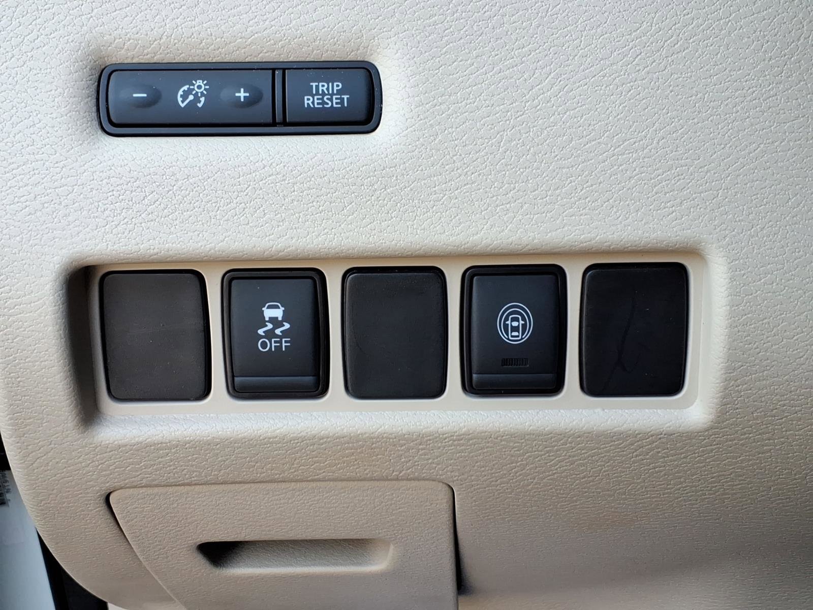 Used 2020 Nissan Murano SV image 29