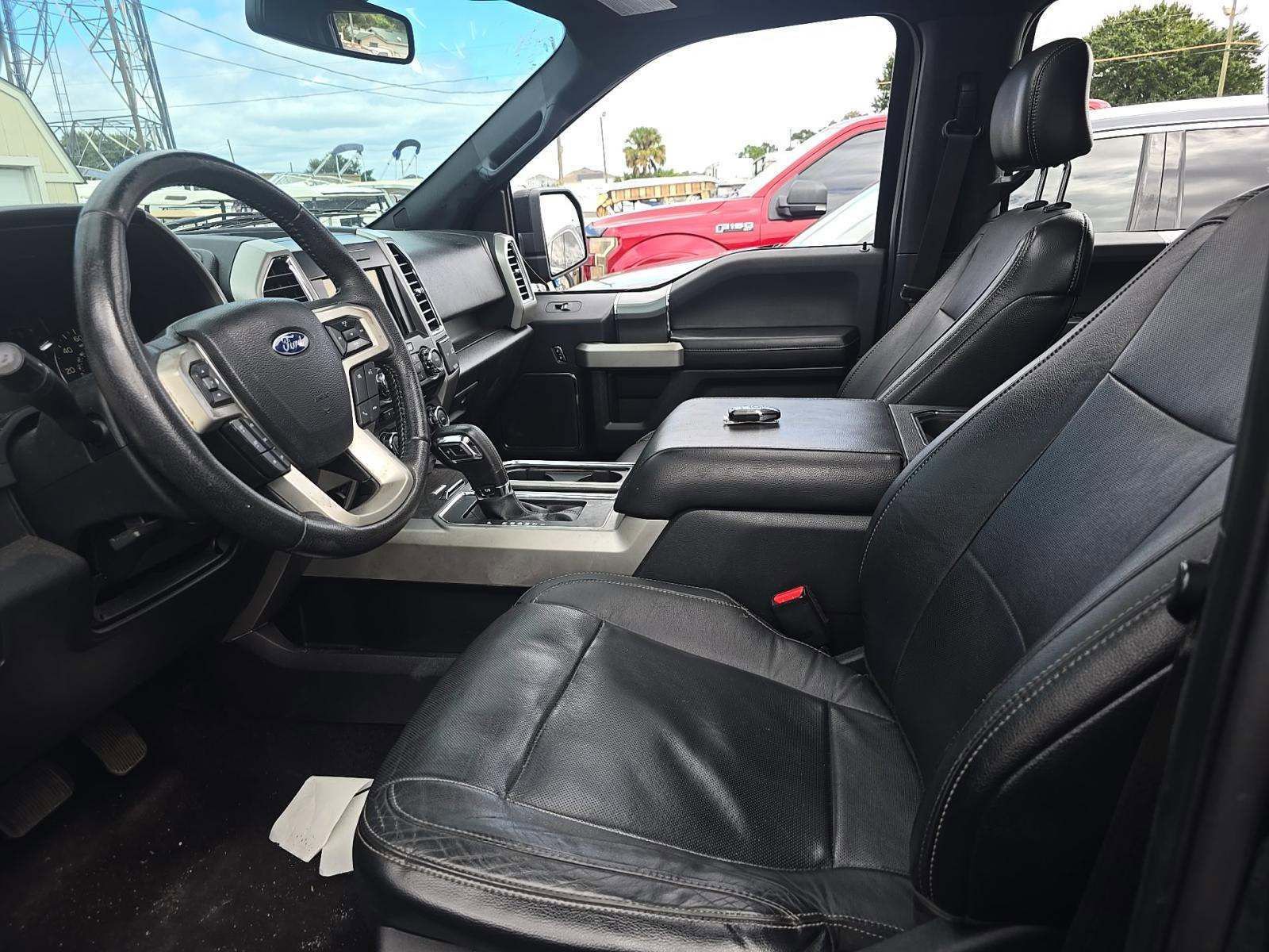 Used 2015 Ford F150 Lariat image 23