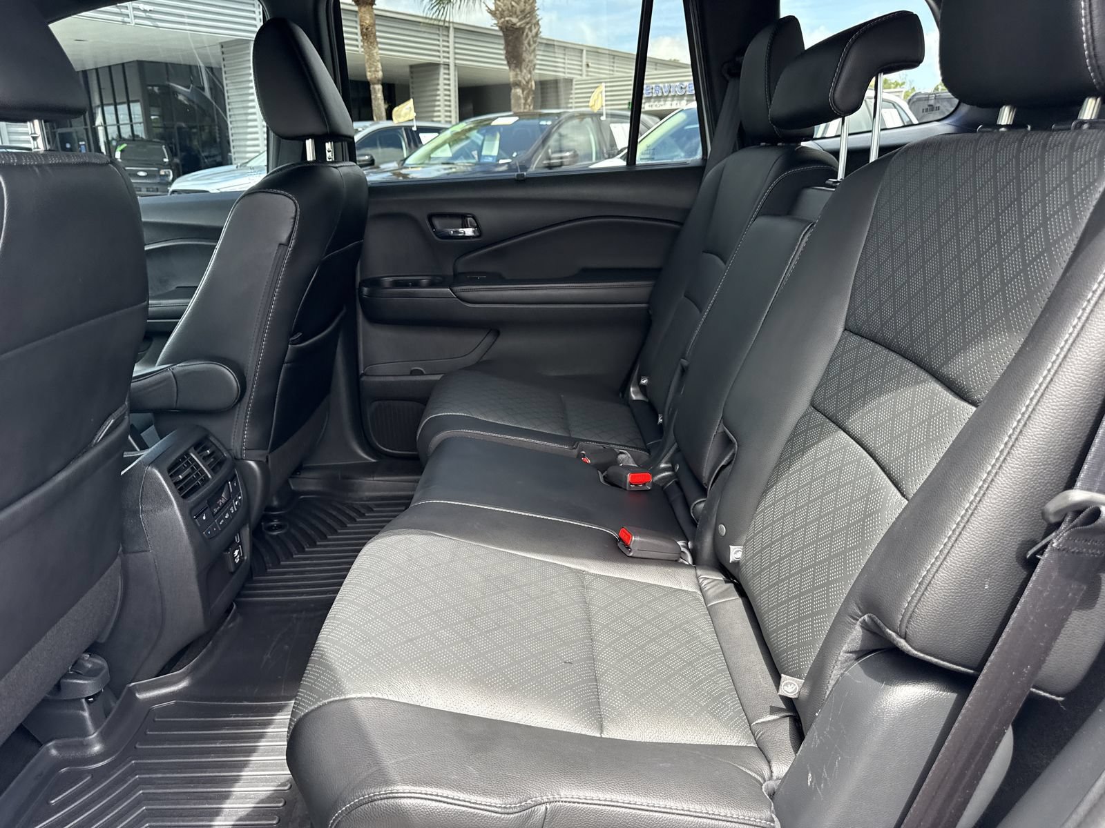 Used 2020 Honda Passport Touring image 18