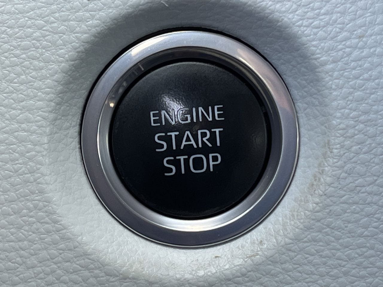 Used 2024 Toyota Corolla SE FWD image 19