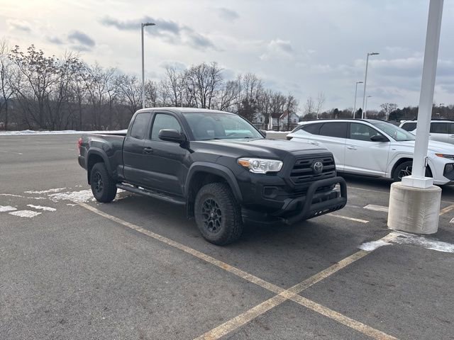 Used 2019 Toyota Tacoma SR image 7