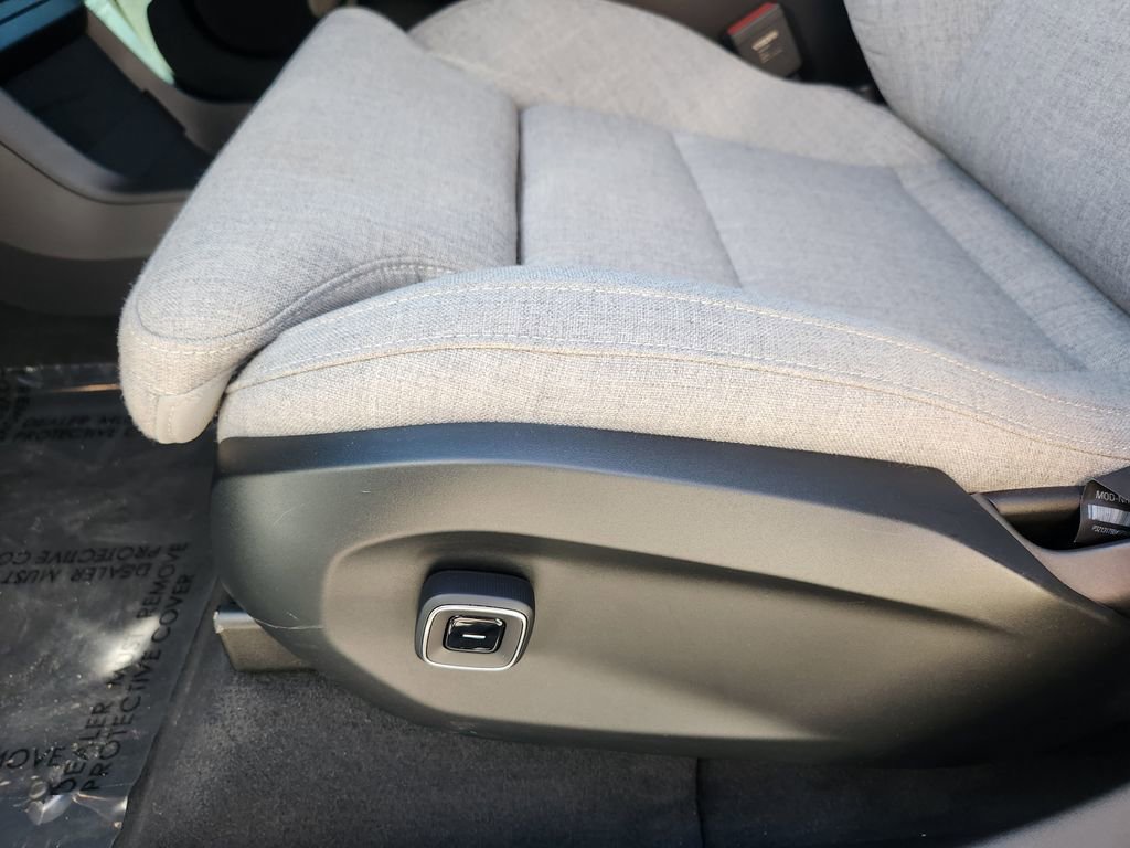 Used 2025 Volvo EX90 Ultra image 13