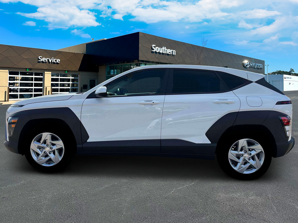New 2026 Hyundai Kona SE FWD image 3