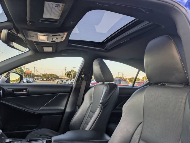 Used 2022 Lexus IS 350 F Sport w/ Dynamic Handling Package AWD/4WD image 29