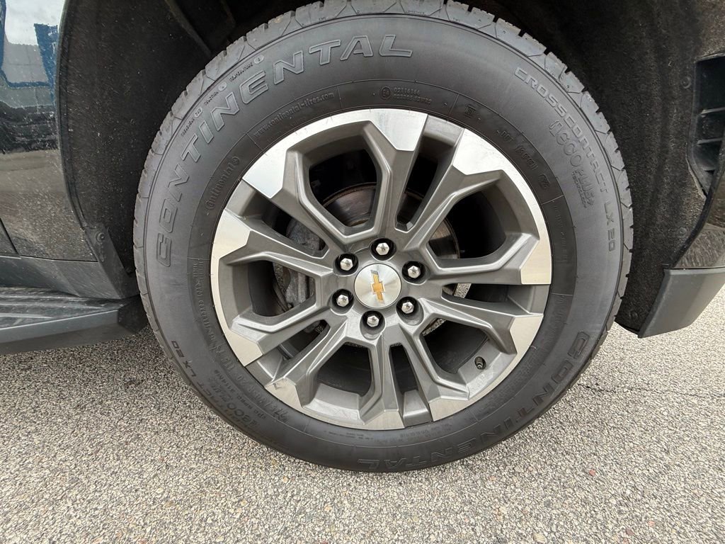 Used 2022 Chevrolet Tahoe LT w/ Luxury Package image 38