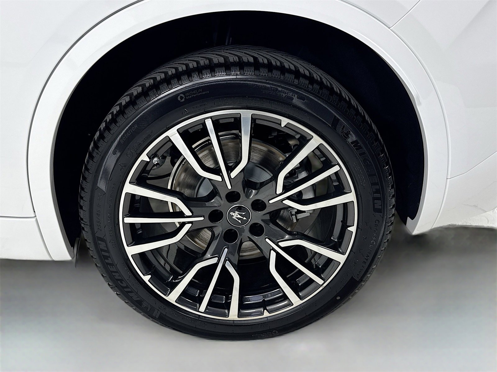 New 2025 Maserati Grecale GT image 10