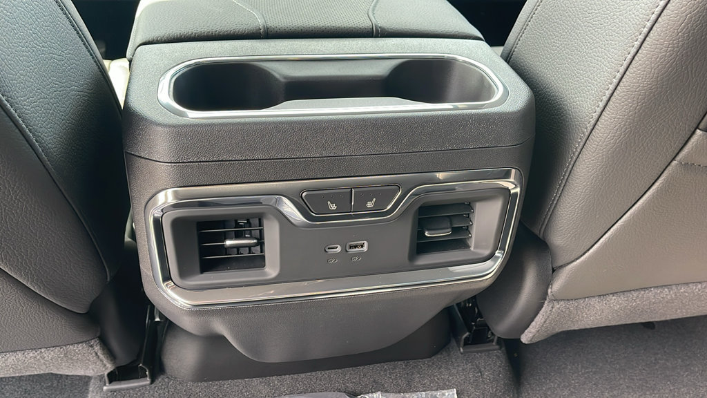 New 2026 GMC Sierra 1500 Denali AWD/4WD image 19
